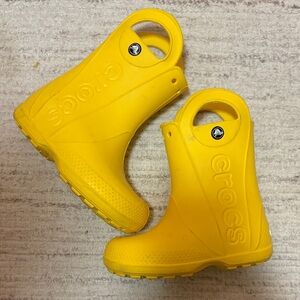 Crocs kids rain boots size 11